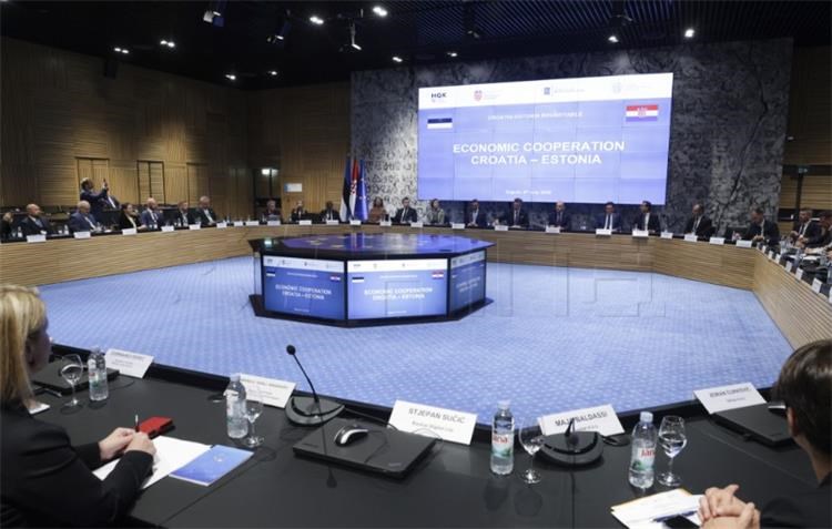 Slika /dokumenti/RH - EST forum.jpg